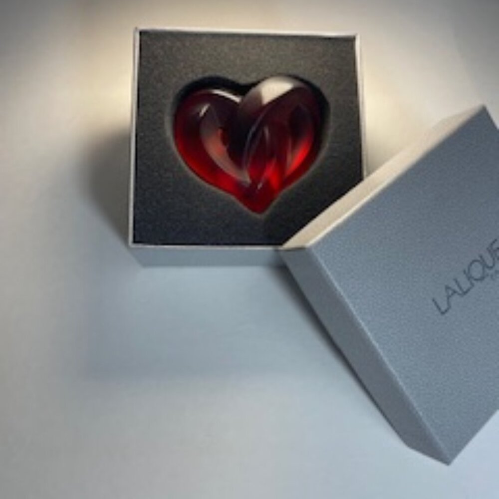 Lalique Interlaced Heart Rouge - Picture 6 of 9